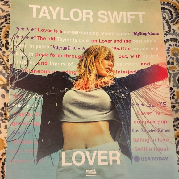 Taylor Swift Lover Pinup - Picture 1 of 1